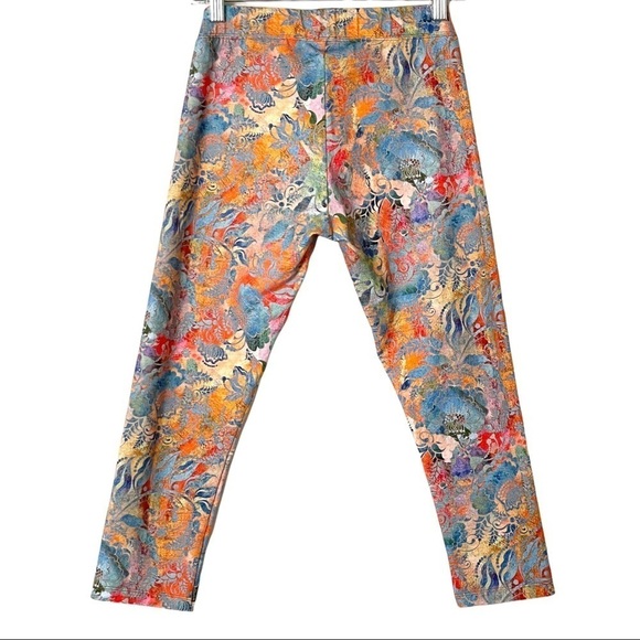 ๐บ Soft Surroundings Have to Have Colorful Floral Print Crop Leggings Size XS - Picture 2 of 8